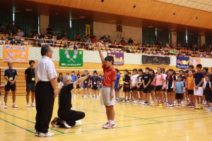 県小学生バドミントン大会開会式選手宣誓25.8.24